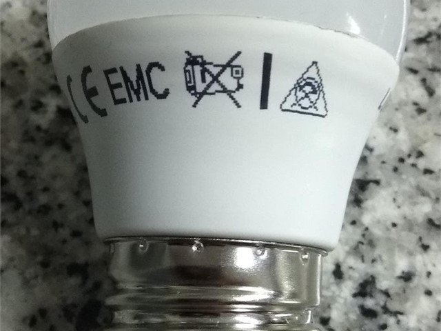 Bombilla Led Esférica 5W Neutra E14